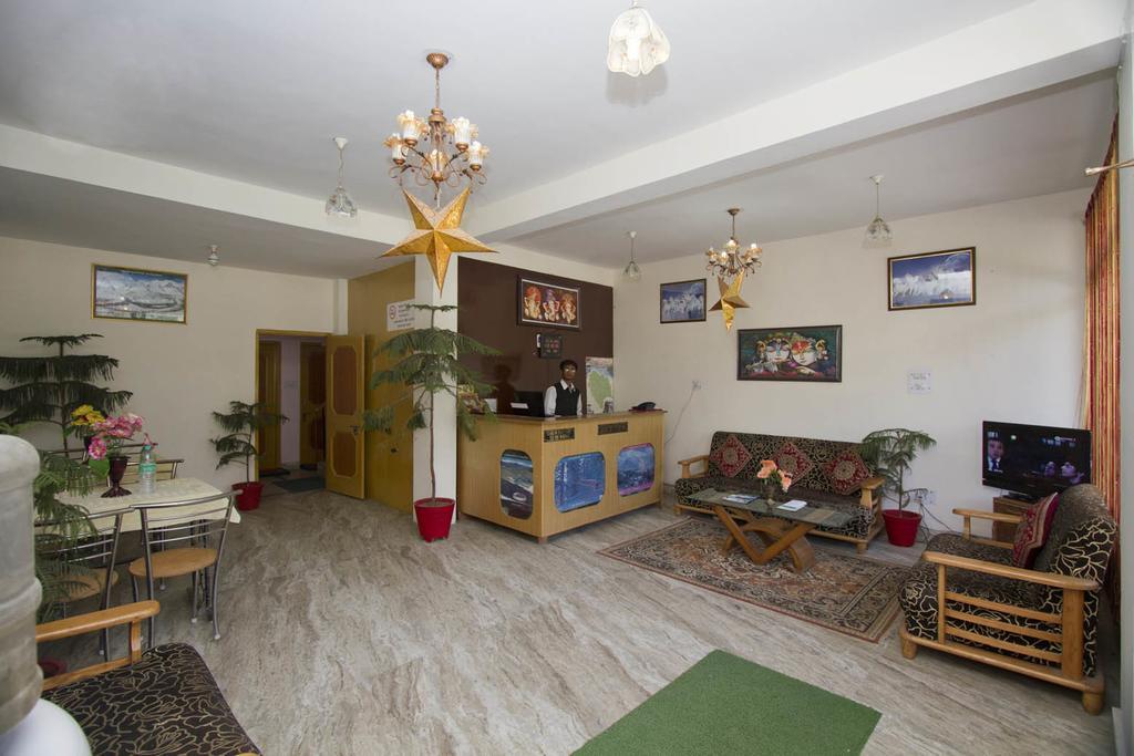 Hotel Ocean Inn Manāli Extérieur photo